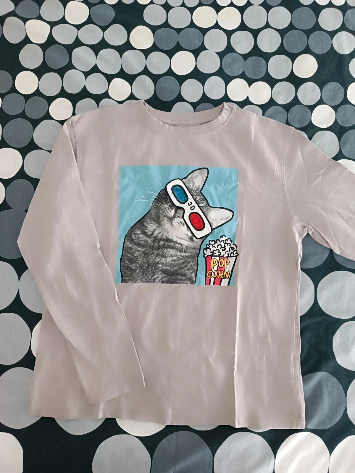 Camisola infantil com estampa de gato e pipocas da Zara 10 anos